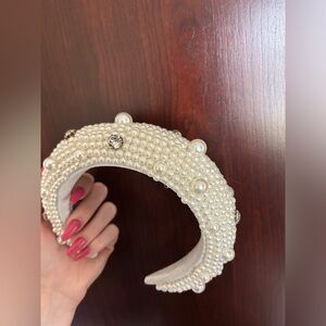 Detailed Padded Headband